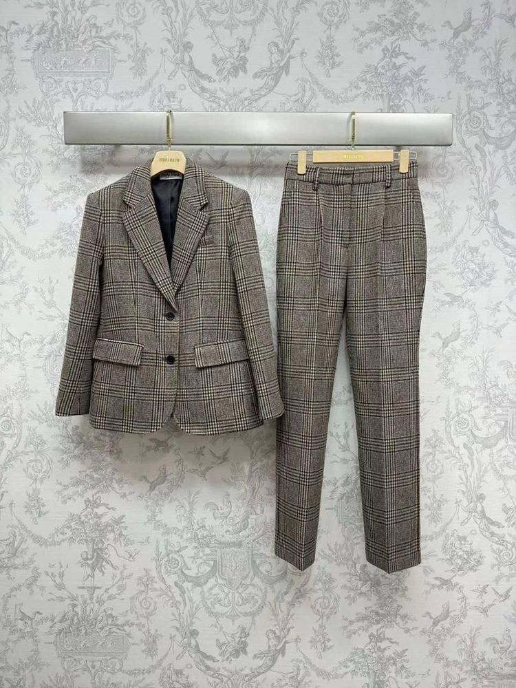 Костюм MIU MIU