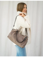 Сумка через плечо средняя классическая