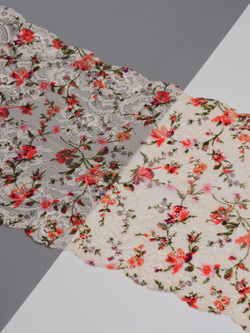 Эластичное кружево кремово-розовое с мультиколор ширина 22 см НОВОЕ