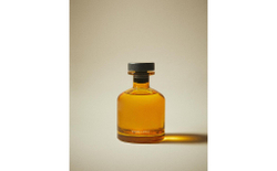 Zara Home WHITE LOTUS REED DIFFUSERS — ароматический диффузор с тростниковыми палочками, Белый Лотос, 250 мл