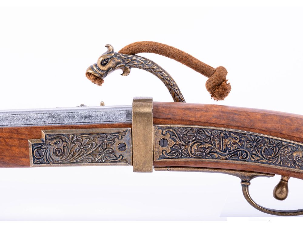 Denix Пистоль с фитильным замком - Танегсима, Япония, ок.1800 г. (Музей V&A. Лондон)