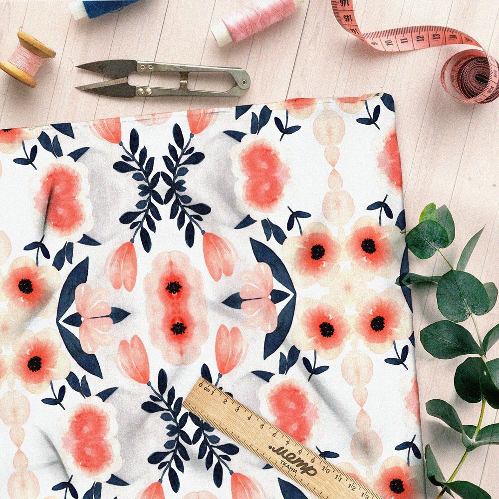 Ткань атлас лёгкие цветы с листьями