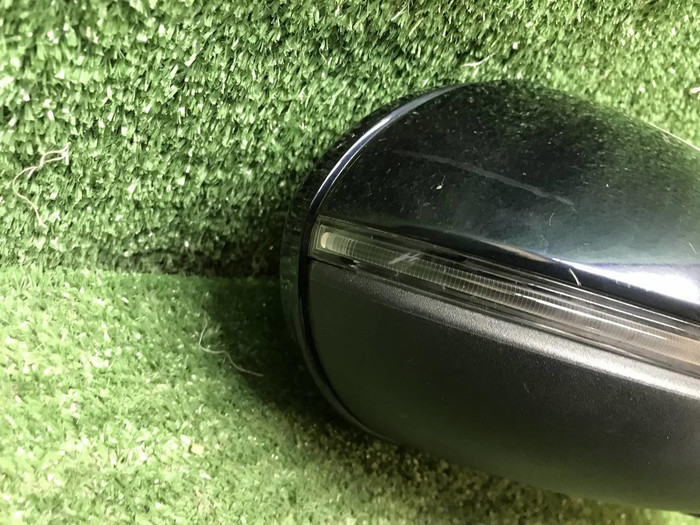 Крышка зеркала правая Porsche Cayenne 3 (17-нв)