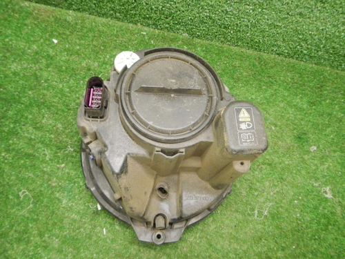 Фара Mercedes G W463 (2008-2018) ксенон