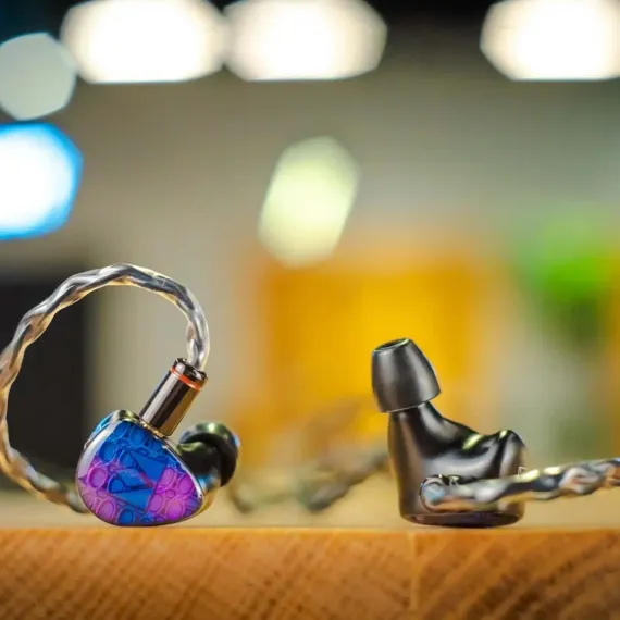 Noble Audio Knight