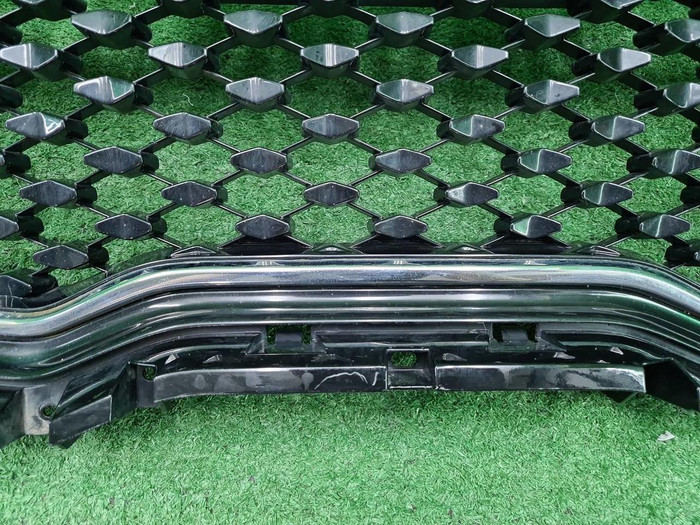 Решетка радиатора KIA Sportage 4 QL (2016-2018)