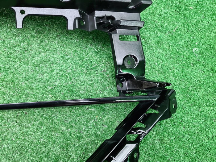 Кронштейн перед бампера Porsche Panamera 971 16-20