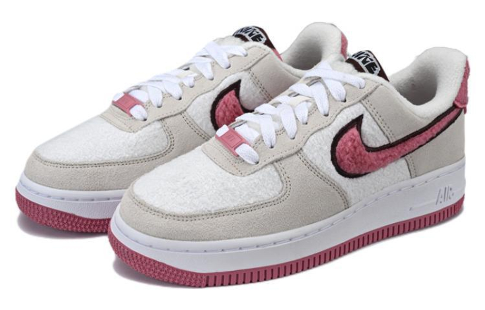 Nike air force 1s size 5 cheap