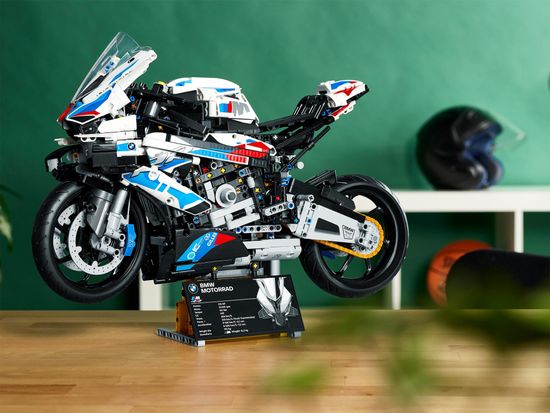 LEGO Technic 42130 BMW M 1000 RR