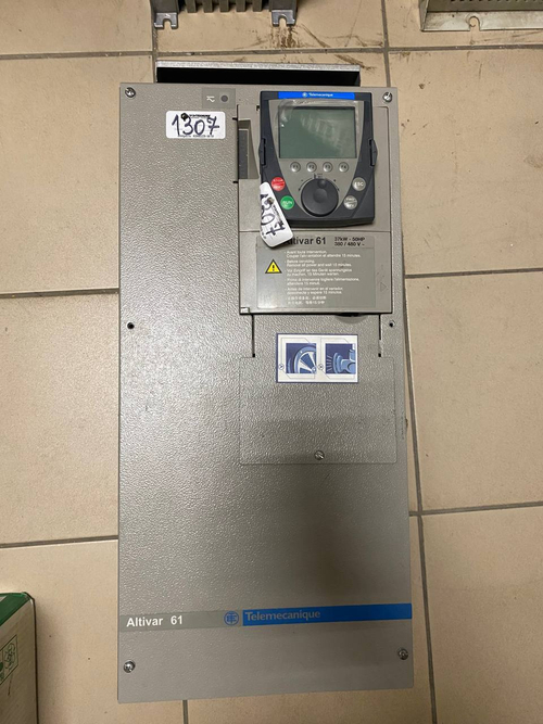 S.E. ATV61HD37N4* б/у