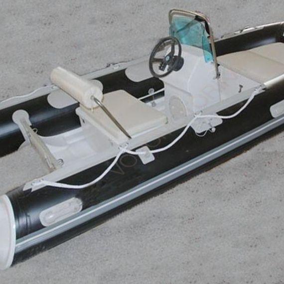 Надувная лодка AQUAMARINE 390 (РИБ)