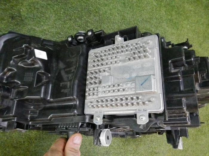 Фара правая BMW 5er G30 (2020-2023) LED