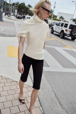 ZARA АСИММЕТРИЧНЫЙ ТРИКОТАЖНЫЙ СВИТЕР, ЭКРЮ