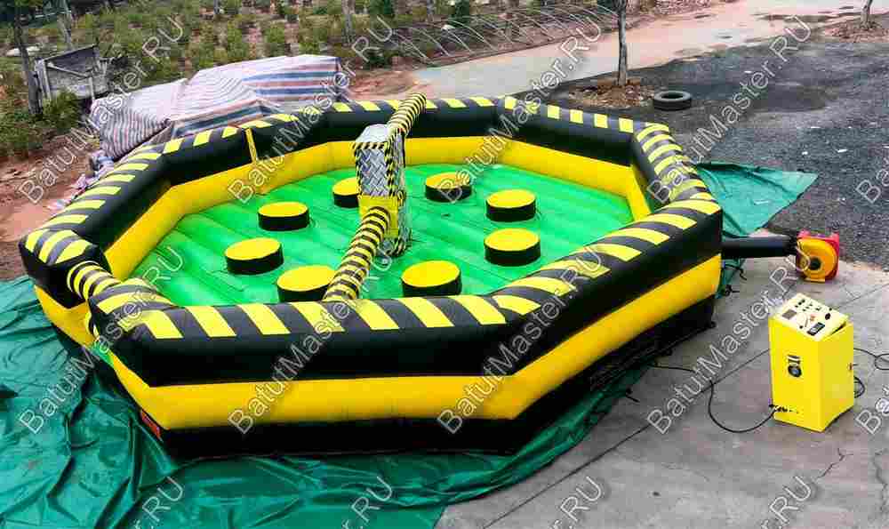 Коммерческая надувная игра "Увернись от палки" (Melt Down) 7*7*1.5 м