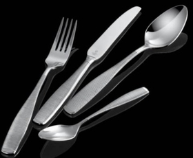 Нож столовый FLOR DE LIS Q21.2 18/10 COMAS