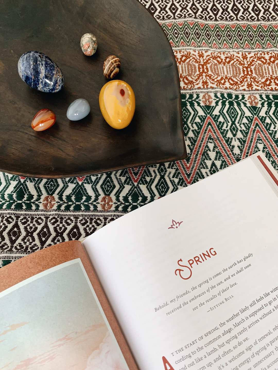 Набор яиц из натуральных камней S