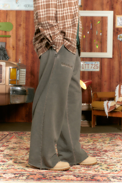 Брюки Called a Garment Stout Pants "Khaki Died"