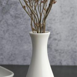 Ваза для цветов h14,3 см d 5,8 см белая фарфор Fine Plus Noble [1]