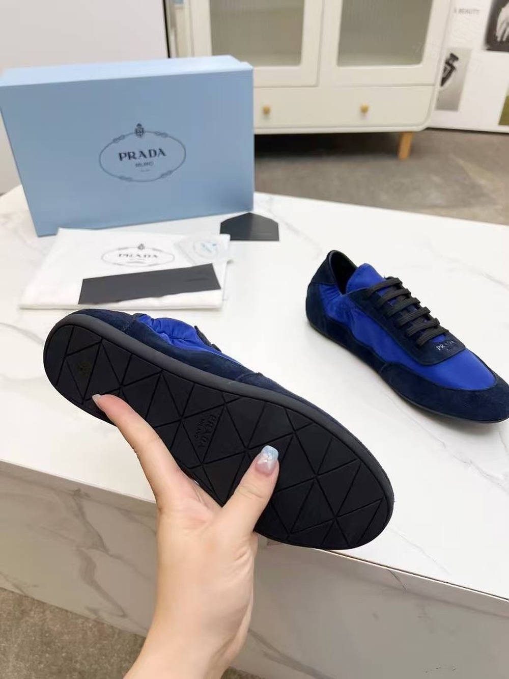 Кроссовки Prada