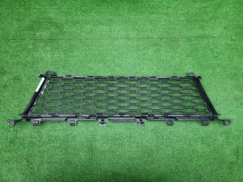 Решетка перед. бампера BMW 3er G20 (18-22) M-paket