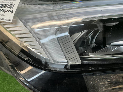 Фара правая Volvo XC60 2 (2017-2021) LED