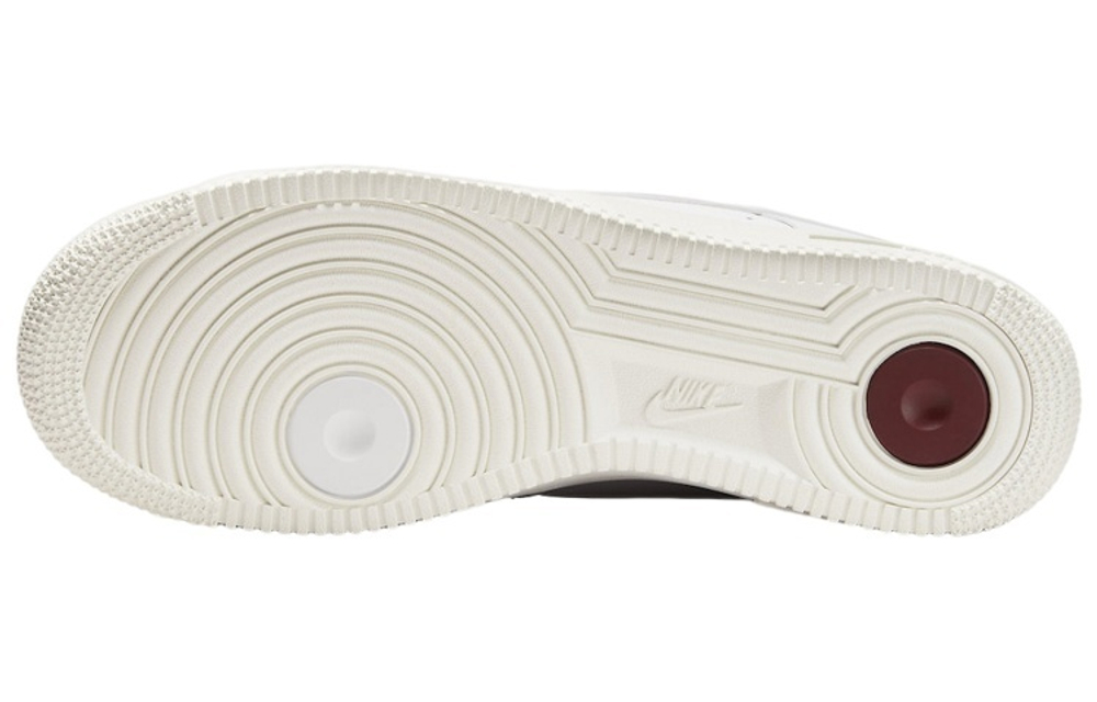 Кроссовки Nike Air Force 1 Low '07 Prm 40
