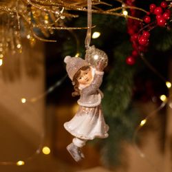 ЕЛОЧНОЕ УКРАШЕНИЕ "ДЕВОЧКА" 4Х4Х12 СМ