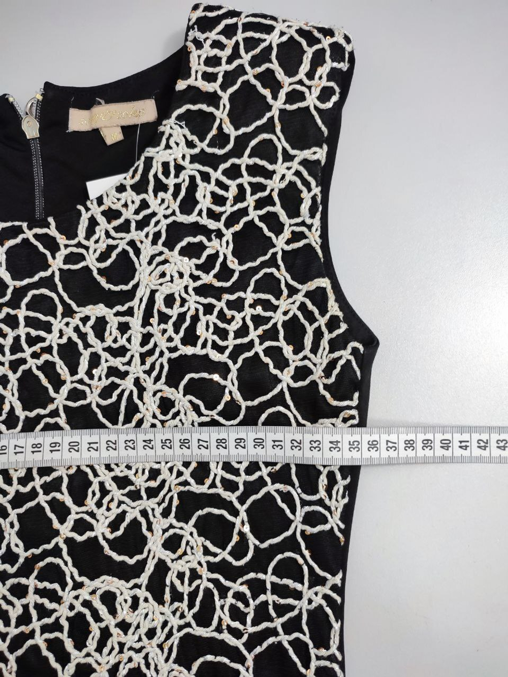 Платье монохромное 44/46 размер