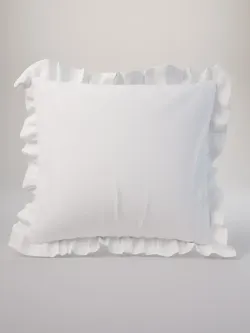 Декоративная наволочка с рюшами, оборками "Беляночка" 70х70 см, 1 шт, без молнии