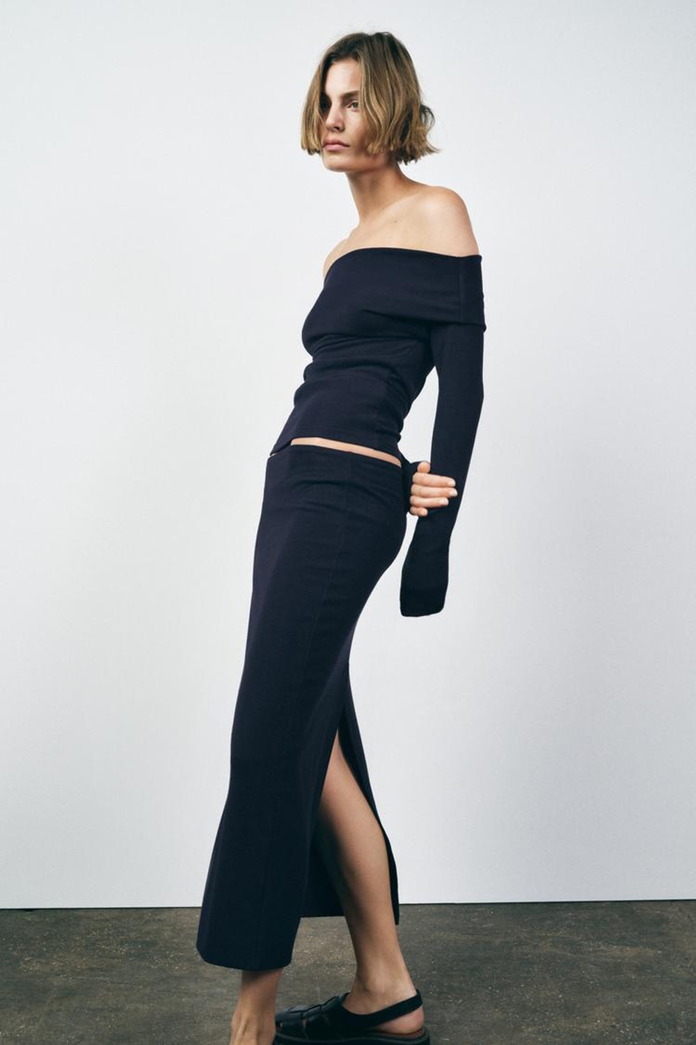 ZARA ТОП АСИММЕТРИЧНОГО КРОЯ ИЗ МЯГКОГО ИНТЕРЛОКА, МОРСКОЙ ТЕМНО-СИНИЙ