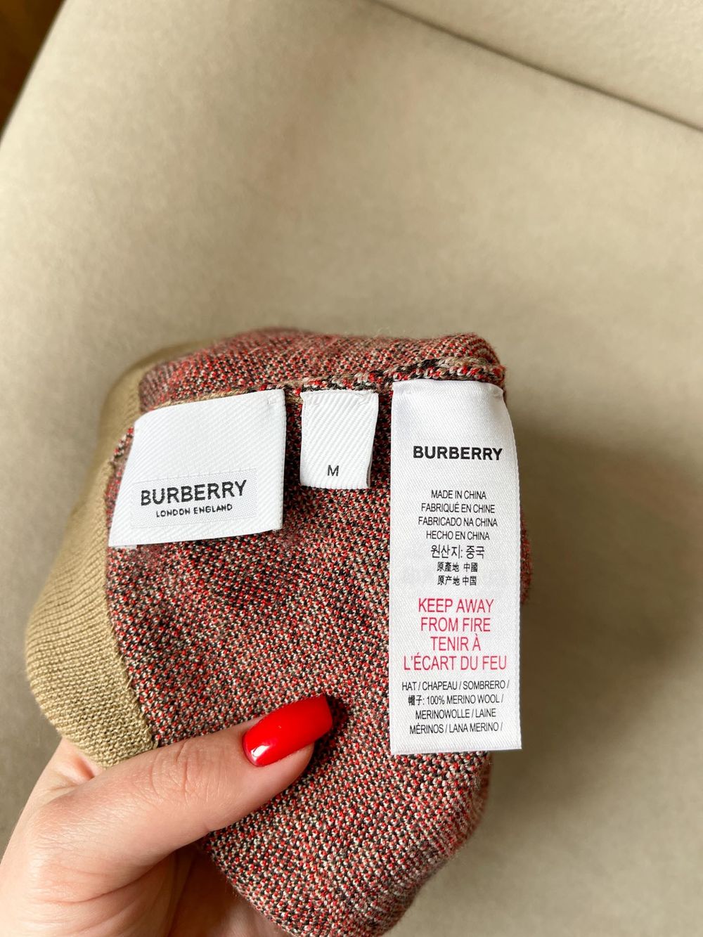 Шапка Burberry
