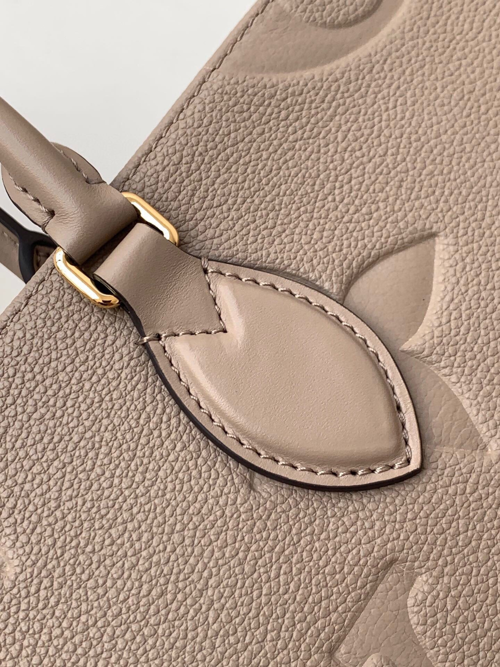 Louis Vuitton Onthego MM
