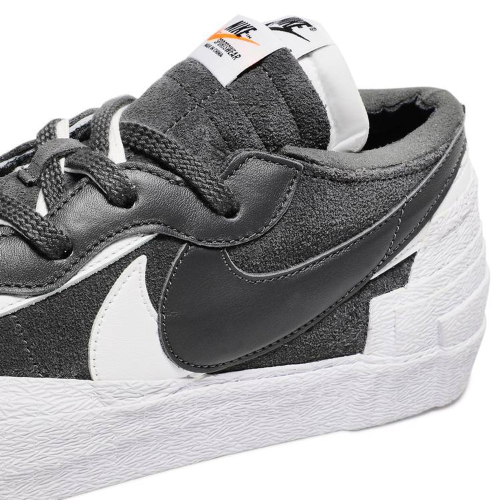 Кроссовки Sacai X Nike Blazer Low "Iron Grey"