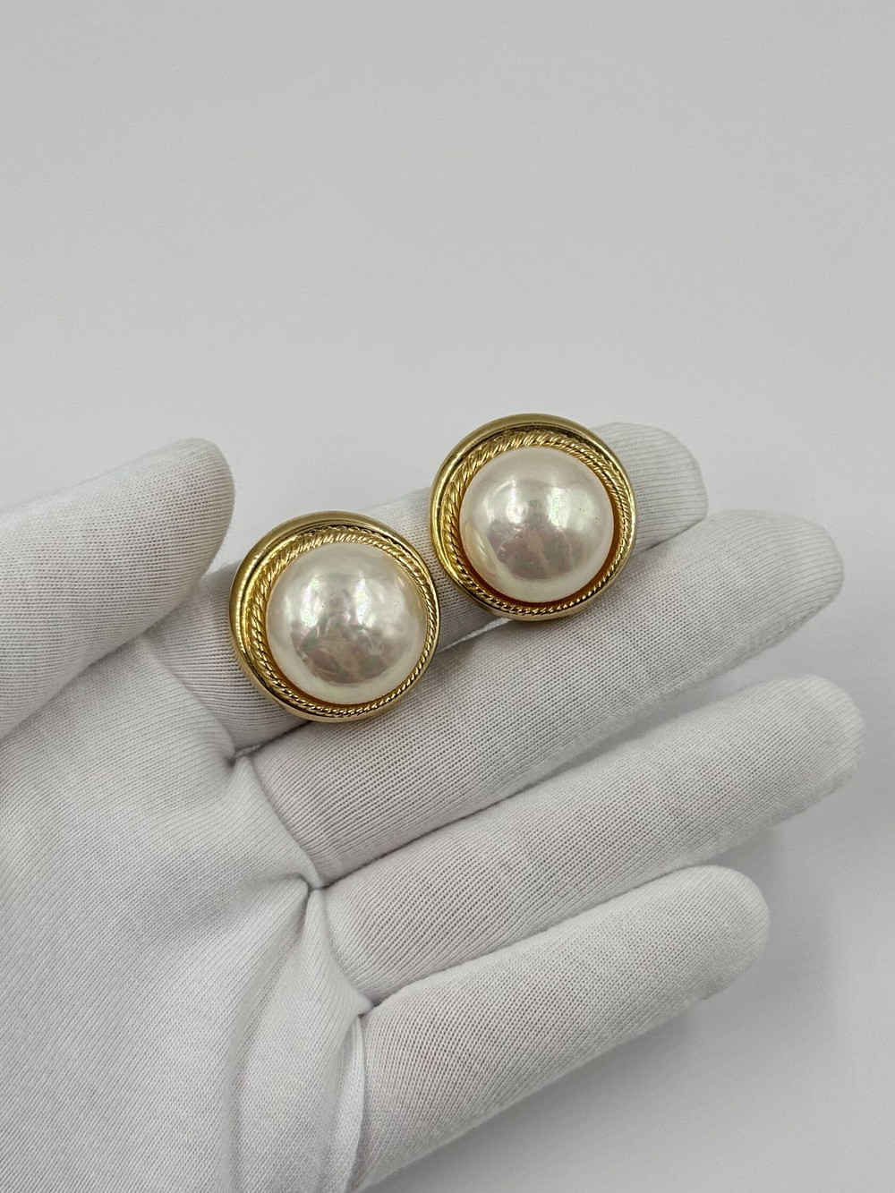 Клипсы с «жемчугом» Christian Dior