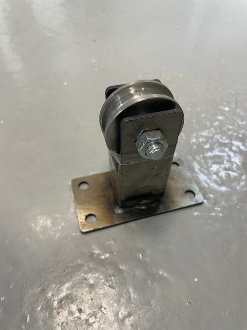 Блок на плошадке 120мм