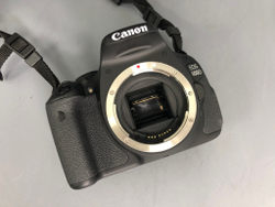 Canon 600D Kit 18-55mm 3.5-5.6 IS