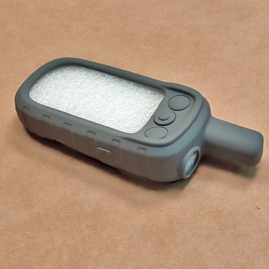 Чехол силиконовый для Garmin Alpha 100 защитный противоскользящий бампер