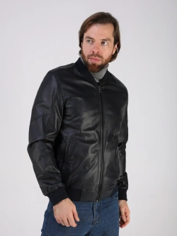 Кожаная куртка демисезонная бомбер