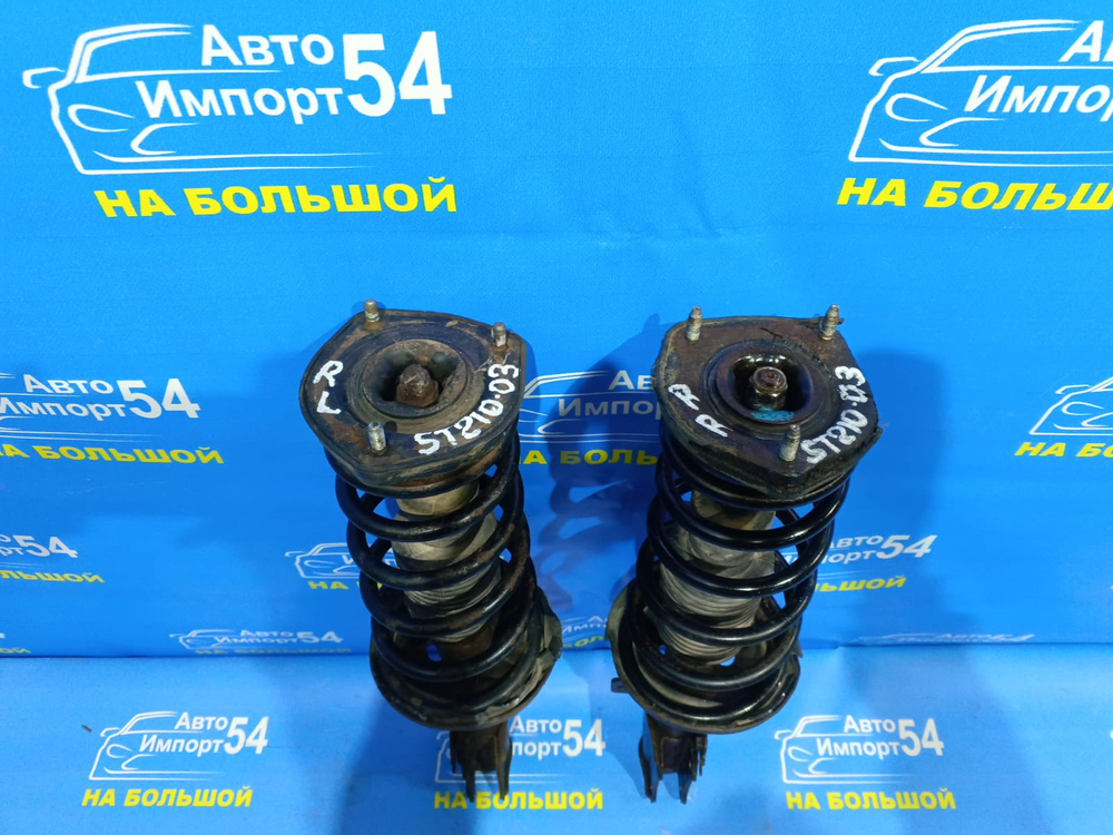 Стойка задняя правая TOYOTA CORONA PREMIO 1999