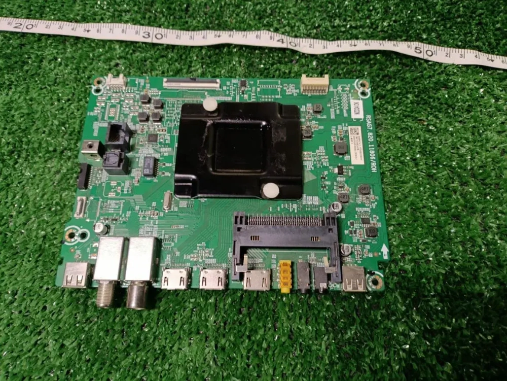 Основная плата RSAG7.820.11806/ROH телевизора Hisense 65A6BG (с разбора)