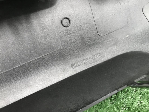 Накладка переднего бампера Renault Duster (15-21)