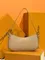 Сумка Louis Vuitton Pochette LV Bloom