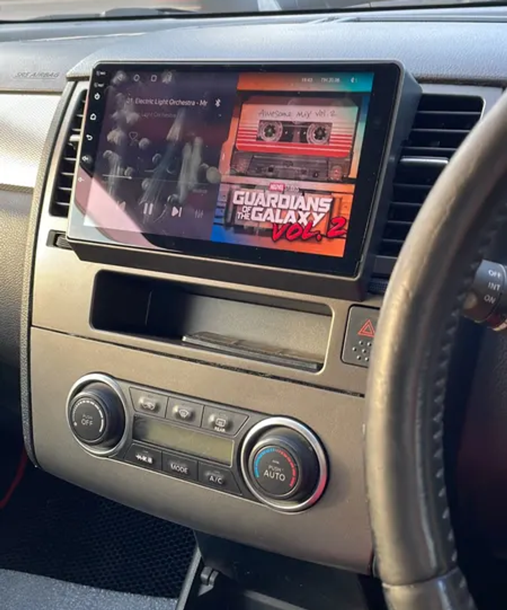 Магнитола для Nissan Tiida 2004-2013 (правый руль), Tiida Latio 2004-2012 - Vaycar VA51-1148 на Android 13, 8-ядер, 2Гб-32Гб, 4G SIM-слот