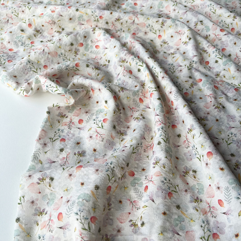 Батист Весенние цветы