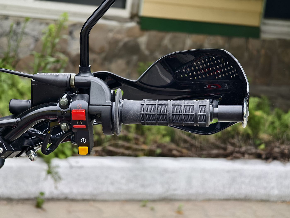 Мотоцикл Roliz SPORT-005 ES (черно-красный)