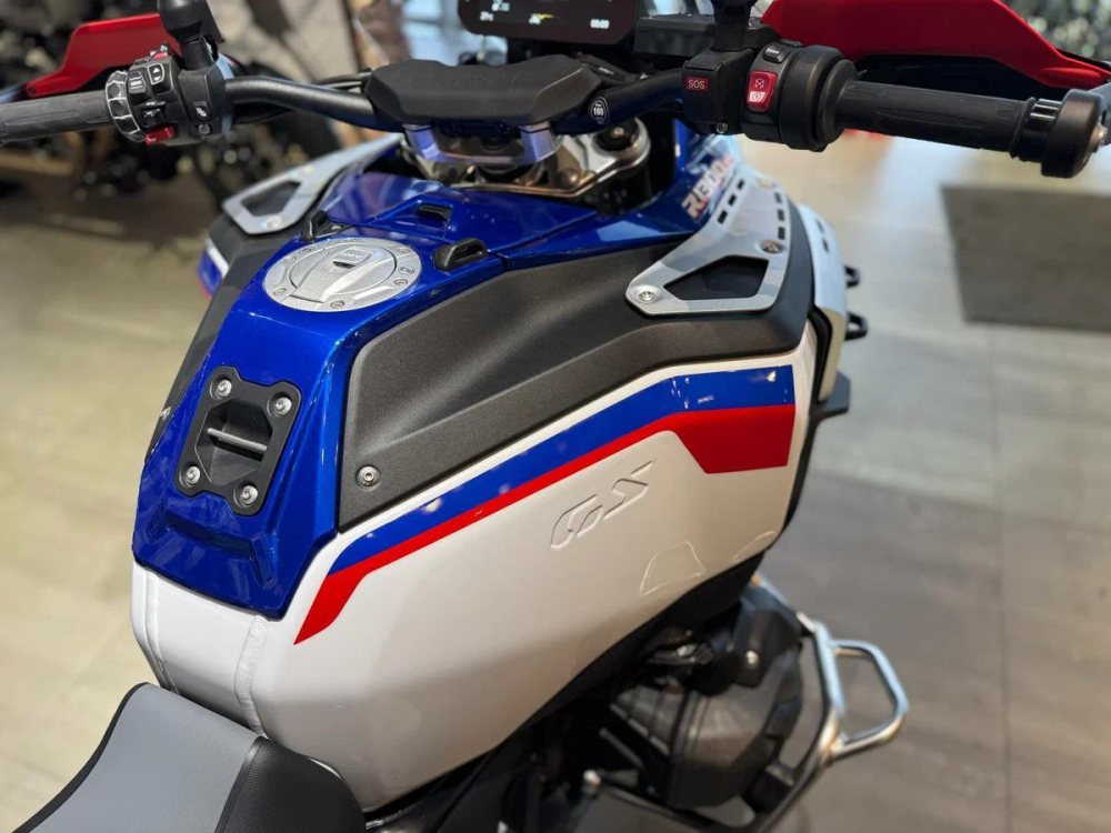 BMW R 1300 GS Adventure автомат с кофрами