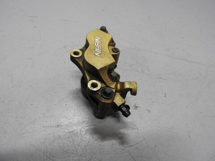 Суппорт передний правый Honda VTR1000 F SC36 010931
