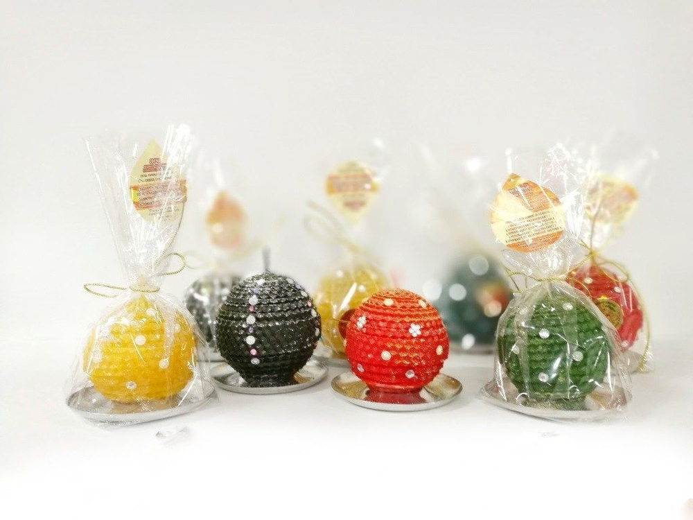 Свеча из вощины декоративная Шар