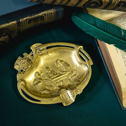 Винтаж: Винтажная настольная пепельница «Игроки в карты»