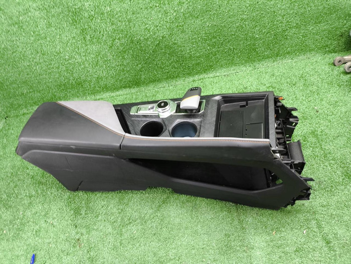 Подлокотник Changan Uni-V (2022-н.в.)